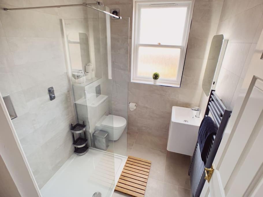 Tynemouth Seaside 3 Bed House Close To Beach/Bars/Restaurants - Parking Space Included Villa Exterior photo